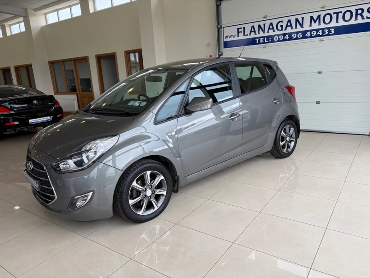 Hyundai ix20 DELUXE 5DR AUTO - Image 2