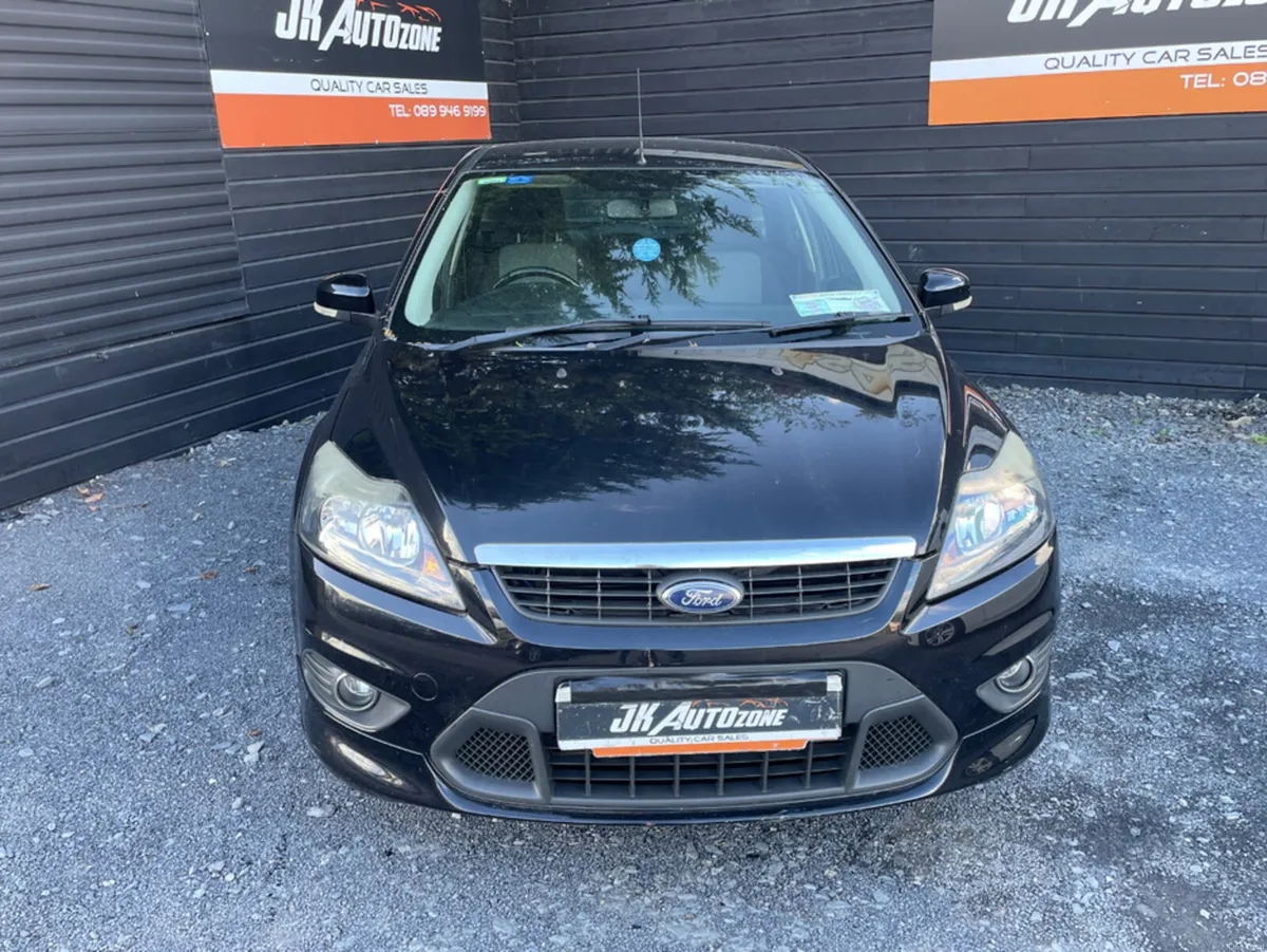Ford Focus 1.6 TDCI ZETEC SPORT - Image 2