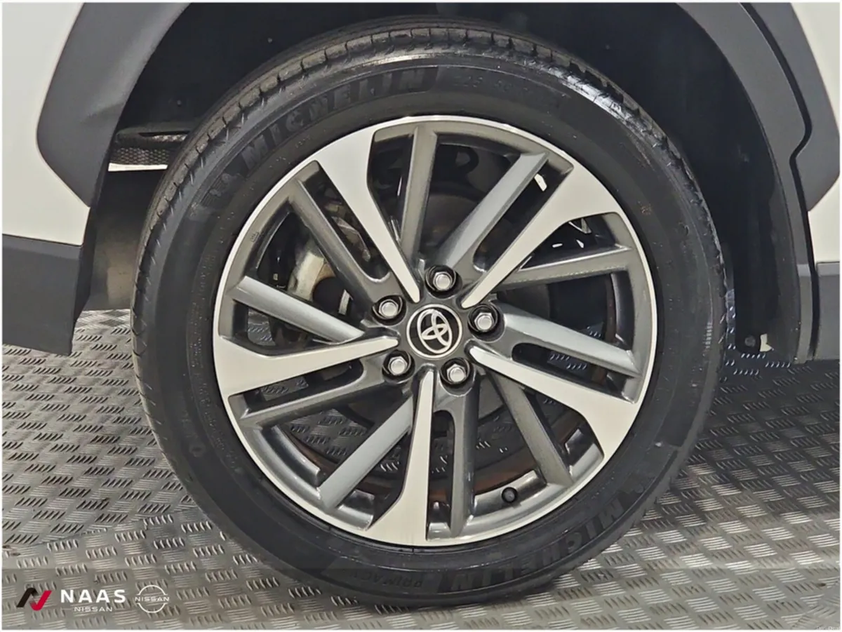Toyota Corolla Cross HYBRID SOL 2T (232) - Image 6