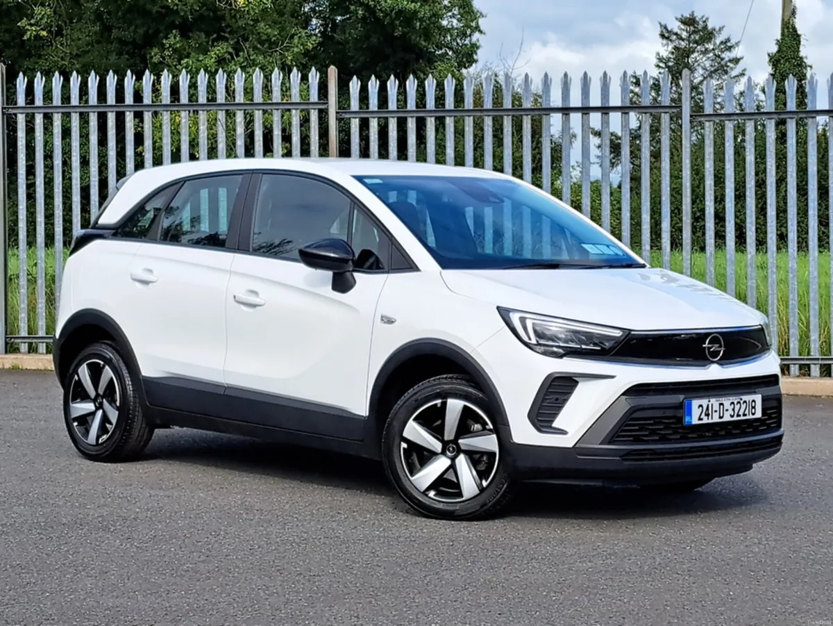 Opel Crossland SC 1.2TURBO 110BHP **REVERSING CAME - Image 3