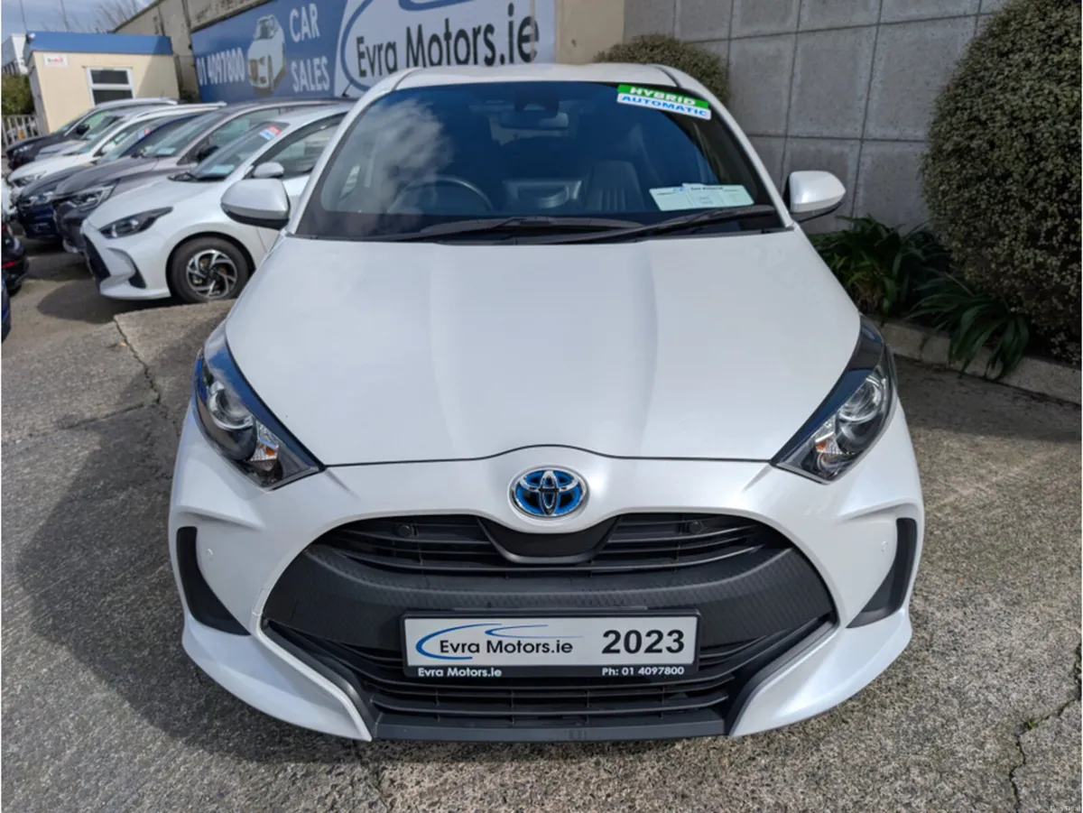 Toyota Yaris X HYBRID AUTOMATIC 1.5 PETROL //KEYLE - Image 2