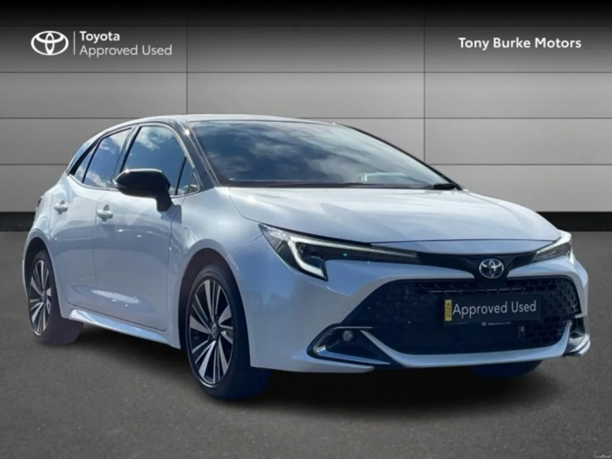 Toyota Corolla 5dr - LUNASPORT - Save EUR 3,500 &n - Image 1
