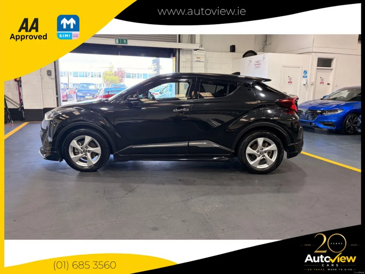 Toyota C-HR 1.5 Self-Charging Hybrid. AA APPROVED - Image 5