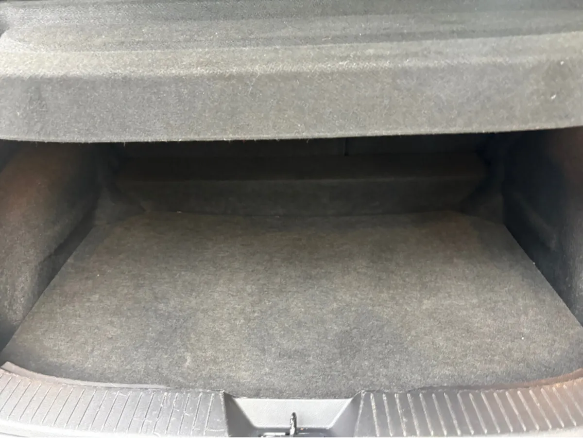 Nissan Qashqai EPOWER SV 4DR AUTO - Image 2