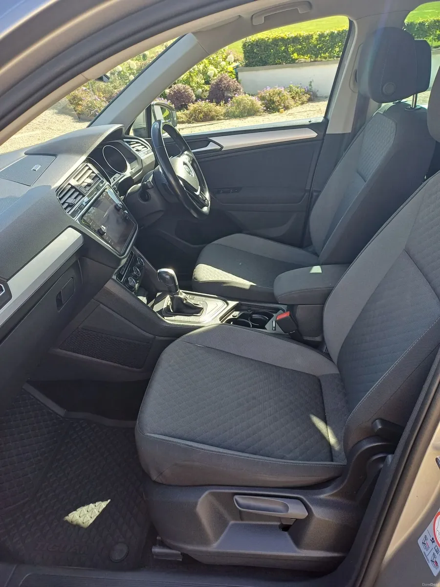 Volkswagen Tiguan 2019 - Image 5