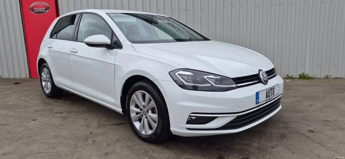 Vw Golf automatic 1.2 tsi 7.5 facelift new model - Image 3