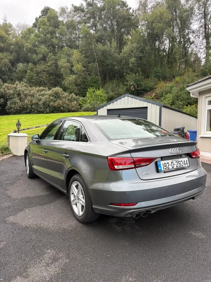 Audi A4 Saloon - Image 6