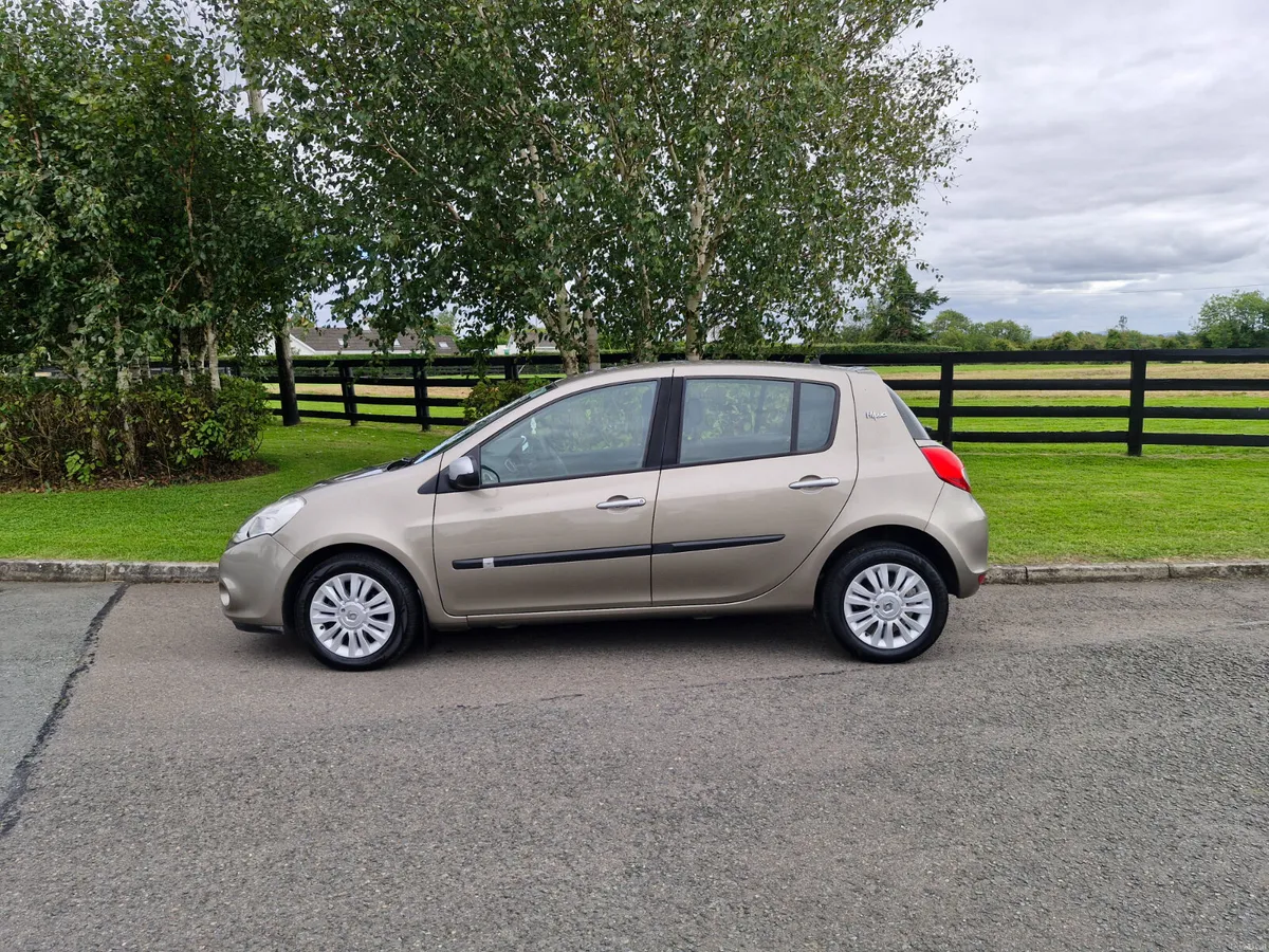 Renault Clio (NCT TESTED AND TAXED)!!! - Image 6