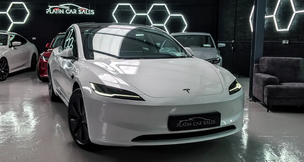 🔥 2025 Tesla Model 3 Premium Highland RWD - Image 3
