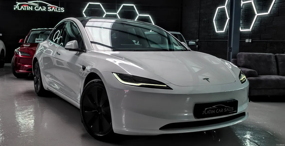 🔥 2025 Tesla Model 3 Premium Highland RWD - Image 1