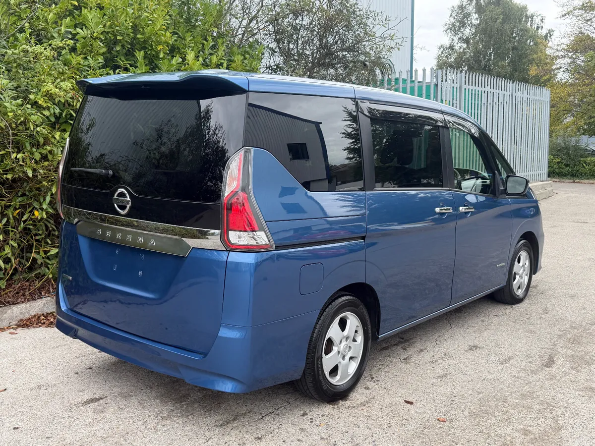Nissan Serena Hybrid 8 Seater Low KM - Image 3