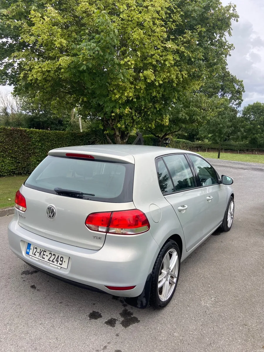 Volkswagen Golf 2012 - Image 1