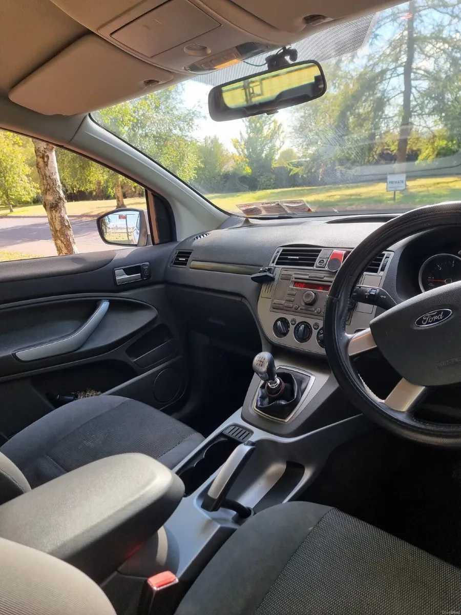 Ford Kuga 2010 - Image 2