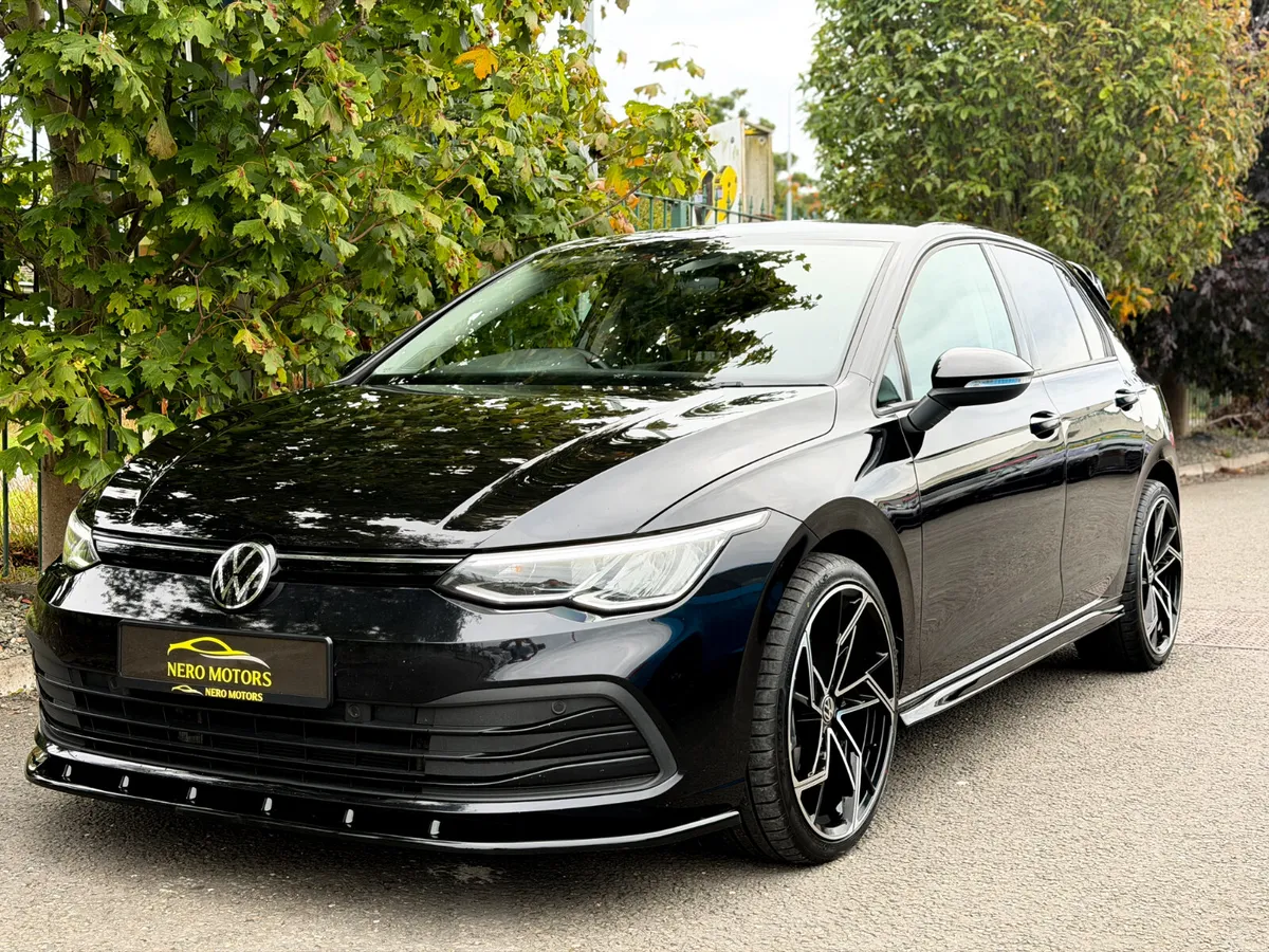 2022 Volkswagen Golf 2.0 TDI - Image 3
