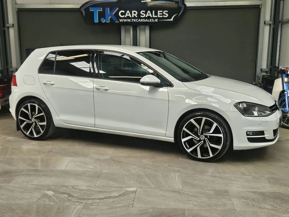 16 VOLKSWAGEN GOLF MATCH EDITION BLUEMOTION - Image 1
