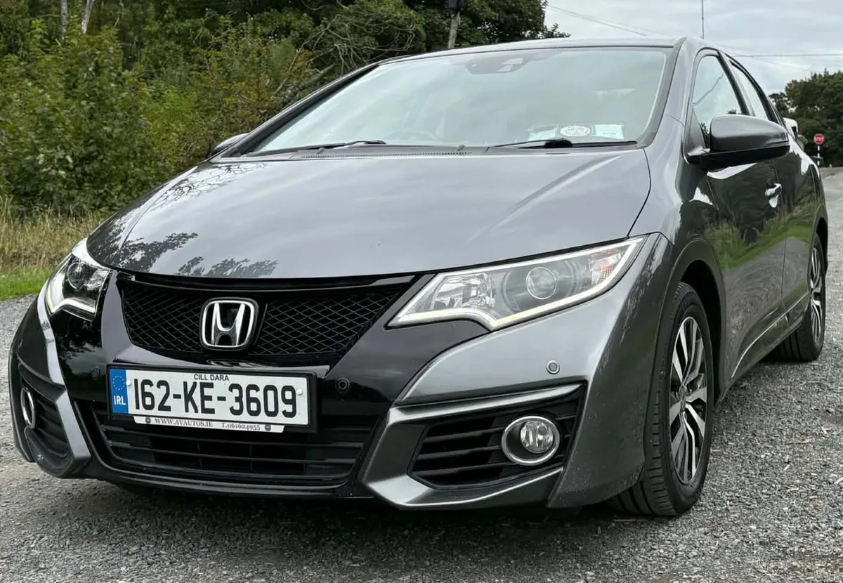 Honda Civic 2016 - Image 2