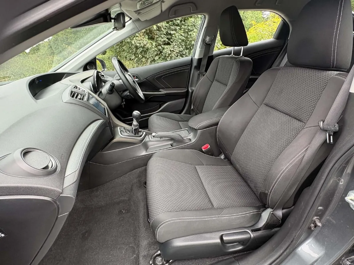 Honda Civic 2016 - Image 5