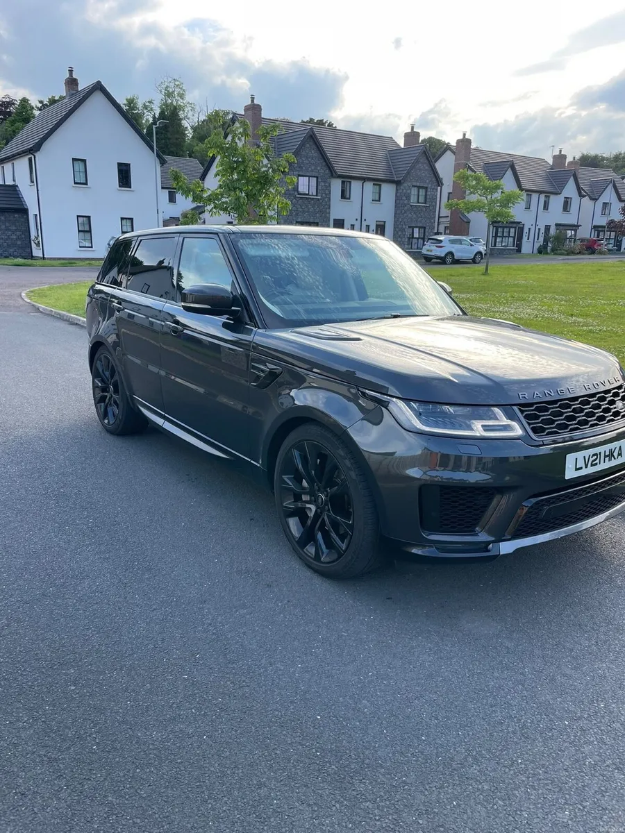 2021 rangerover sport 3.0 diesel  not hybrid - Image 3