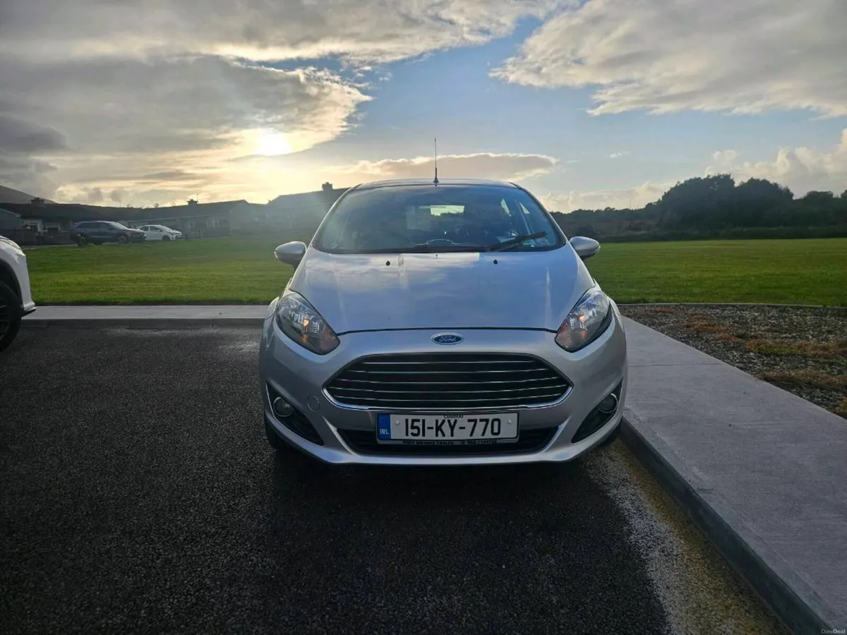 2015 Ford Fiesta 1.25 zetec - Image 2