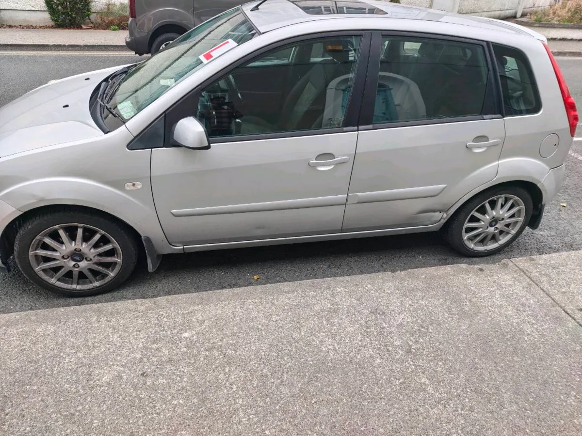 🚗 FORD FIESTA | NCT 08/27 | TAX 07/27 €2,150 - Image 6