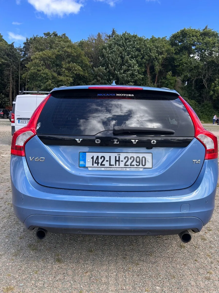 Volvo V60 T4 2014 low mileage price drop - Image 6