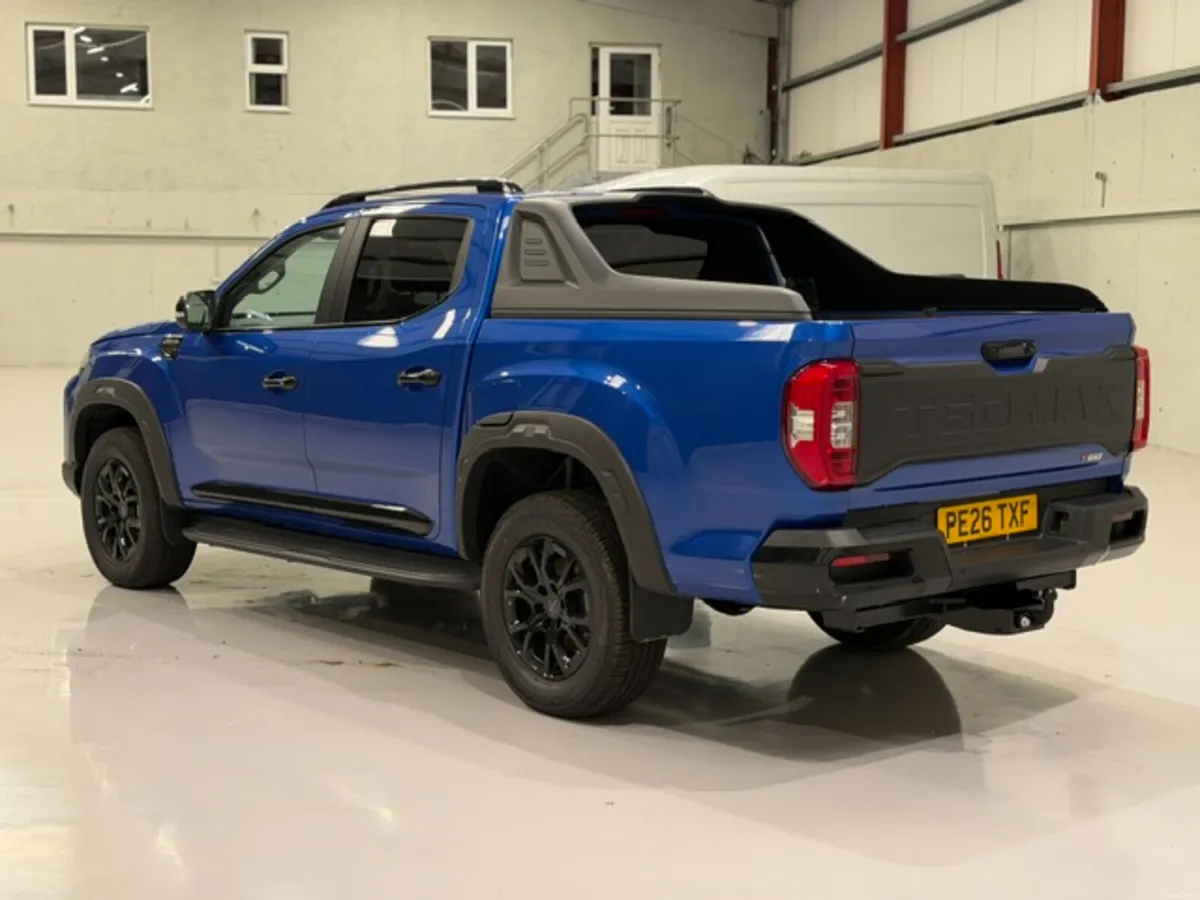2026 MAXUS T60 Bi-TURBO 4WD DOUBLE CAB 4 DR PICKUP - Image 5