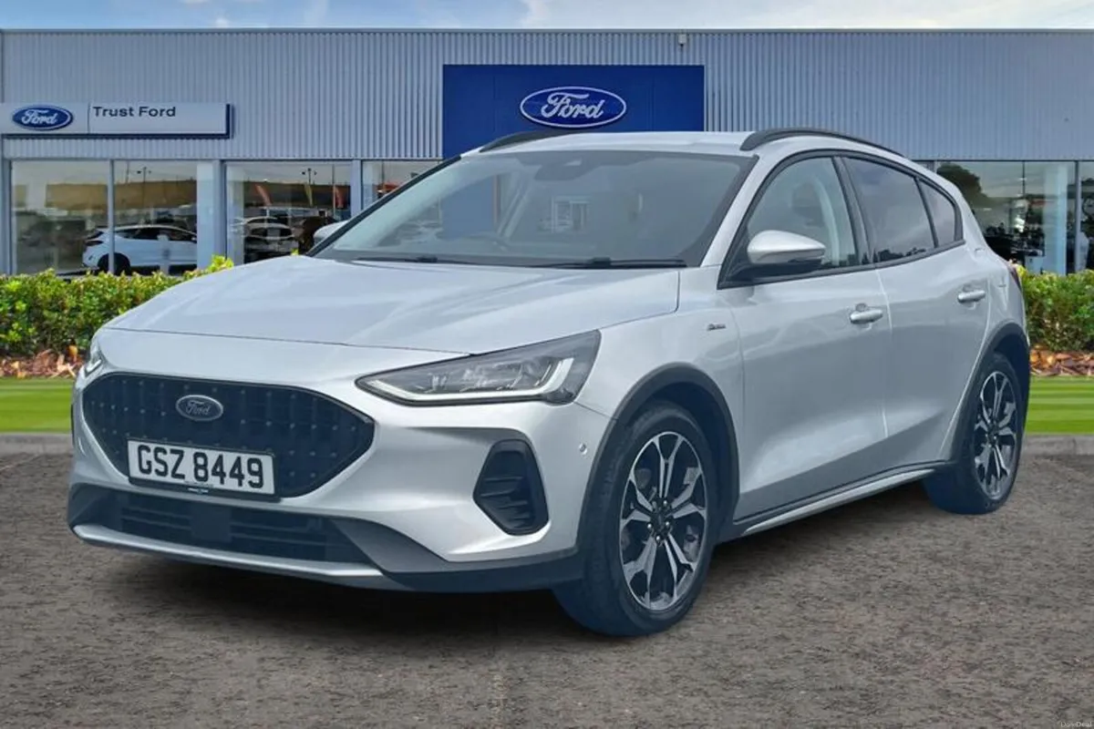 Ford Focus 1.0 EcoBoost Hybrid mHEV Active X 5dr A - Image 5