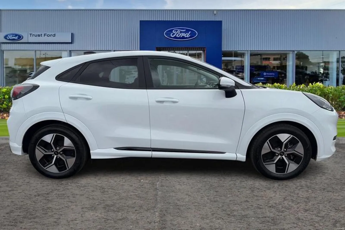 Ford Other Standard Range 43kWh Select SUV 5dr Ele - Image 3