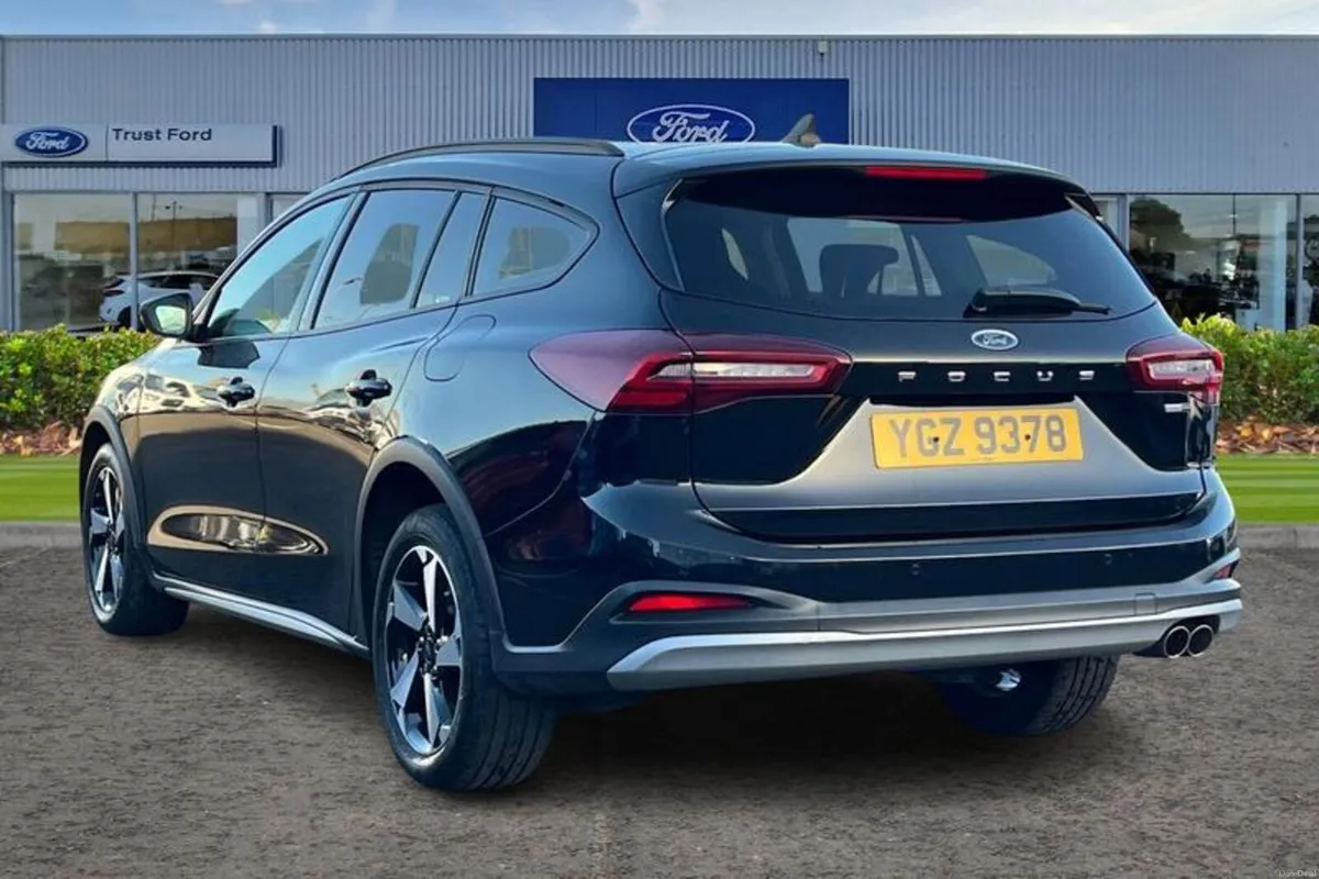 Ford Focus 1.0T EcoBoost MHEV Active Estate 5dr Pe - Image 2