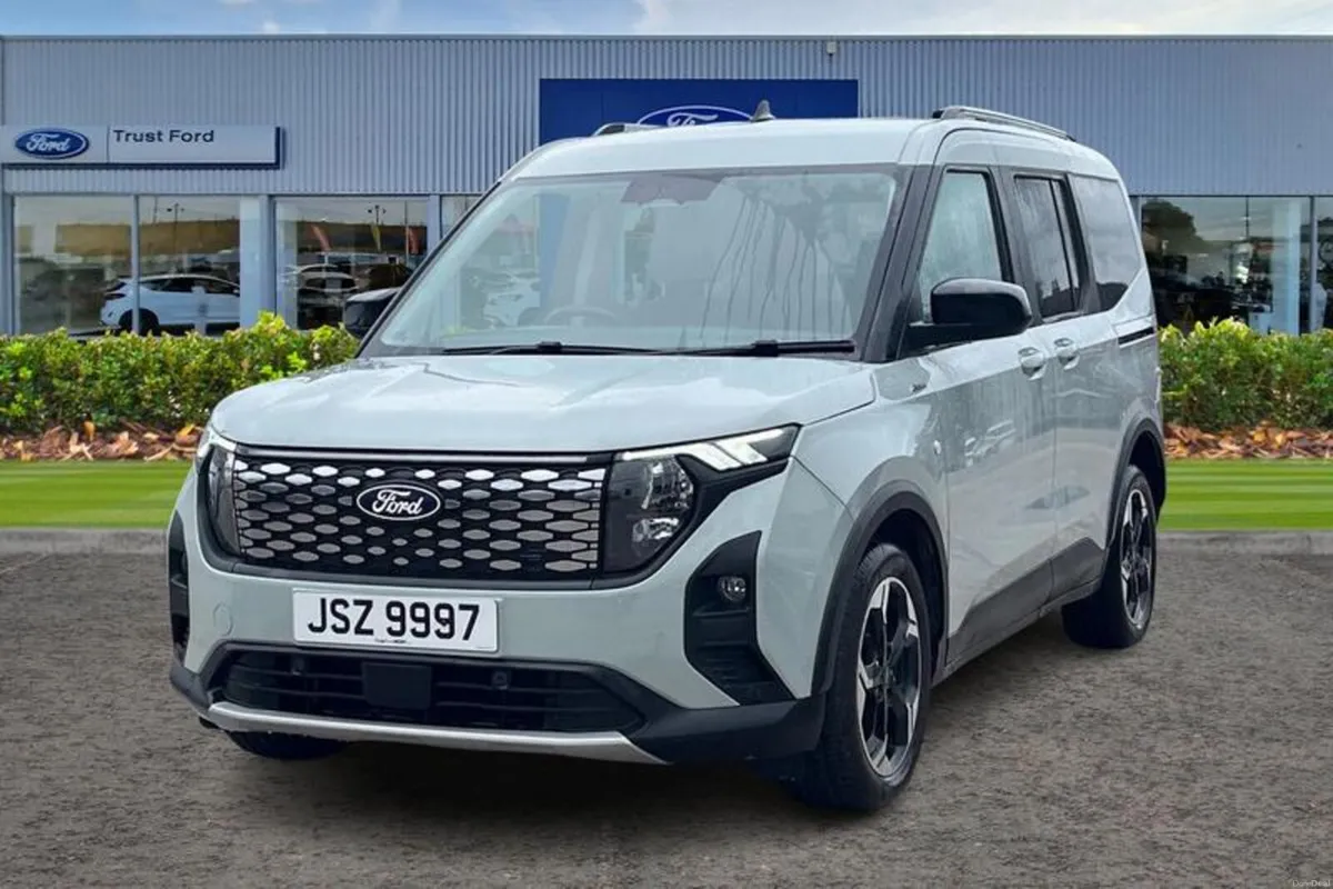 Ford Other 43kWh Active MPV 5dr Electric Auto (136 - Image 5