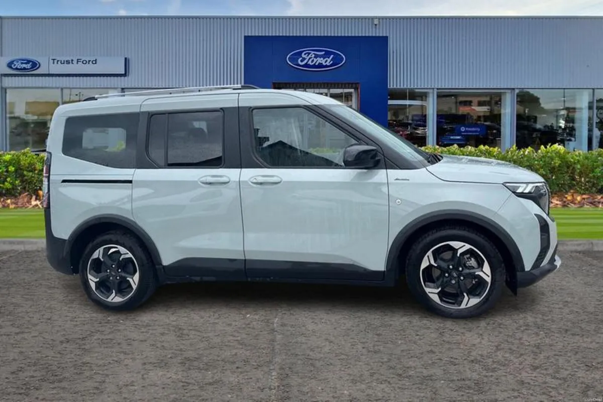 Ford Other 43kWh Active MPV 5dr Electric Auto (136 - Image 3