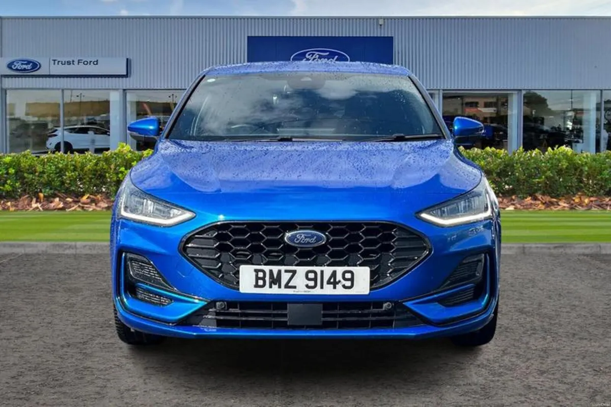 Ford Focus 1.0T EcoBoost MHEV ST-Line X Edition Ha - Image 6
