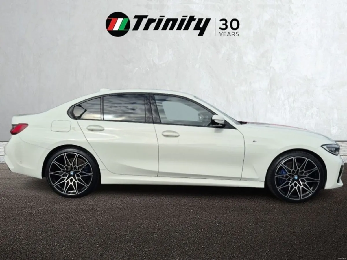BMW 3-Series ** M SPORT ** 330E ** HARMON KARDEN S - Image 5