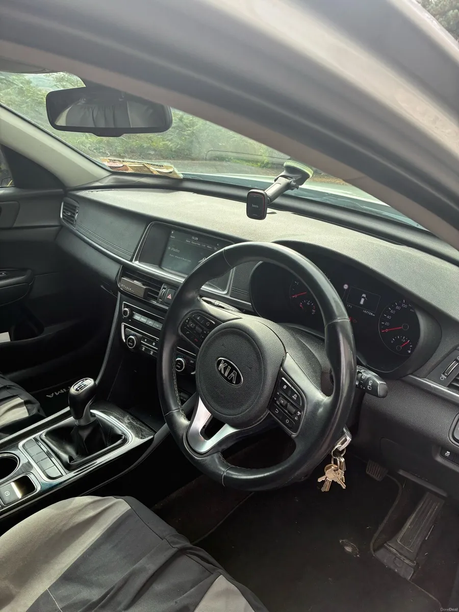 Kia Optima Estate - Image 5
