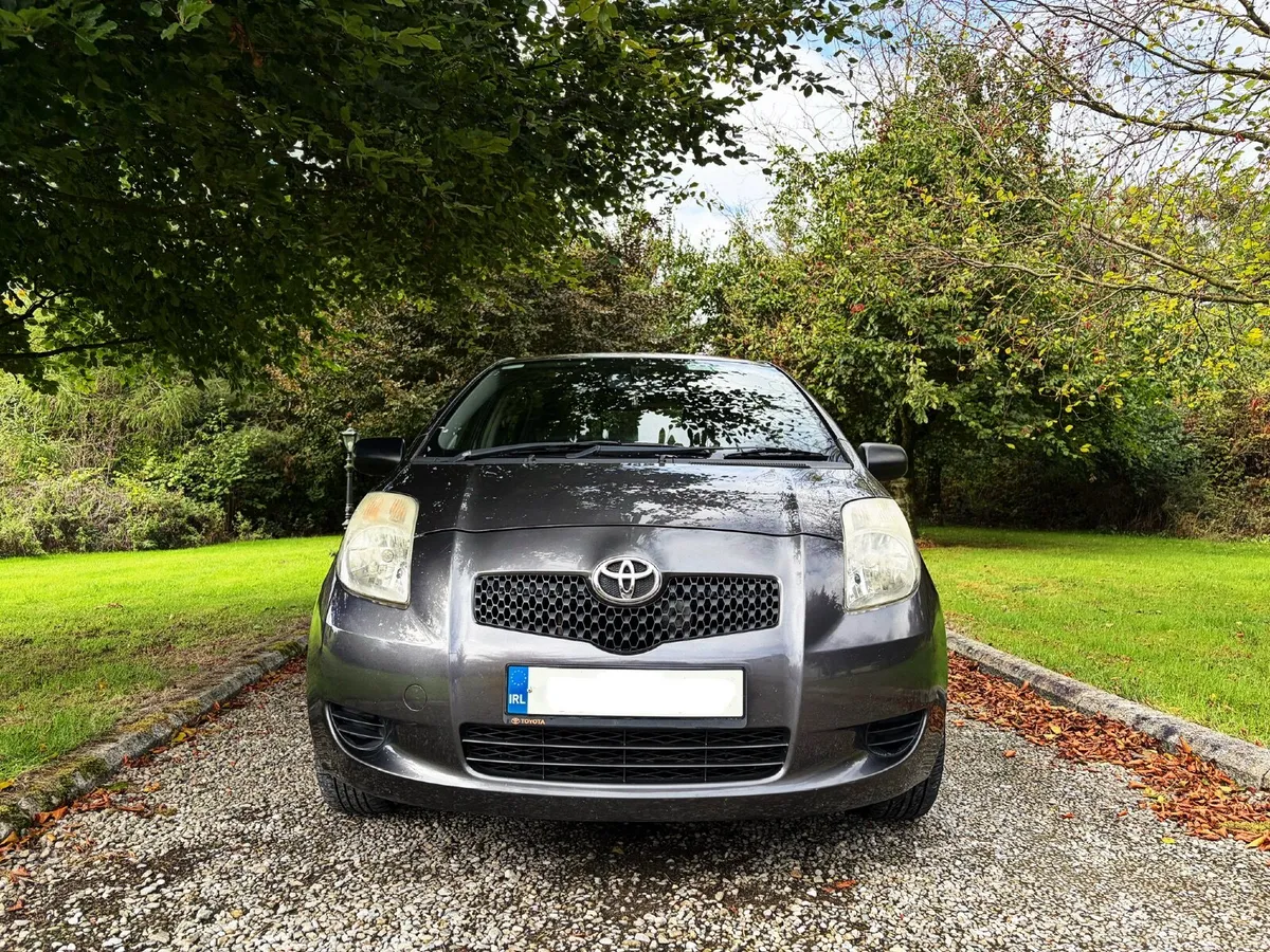 Toyota Yaris 2008 - Image 1