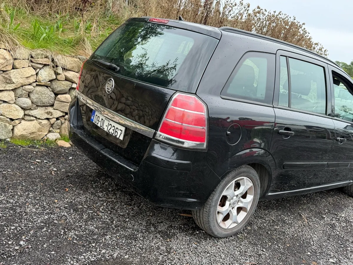 2009 Vauxhall Zafira 1.4petrol manual 7Seater - Image 4