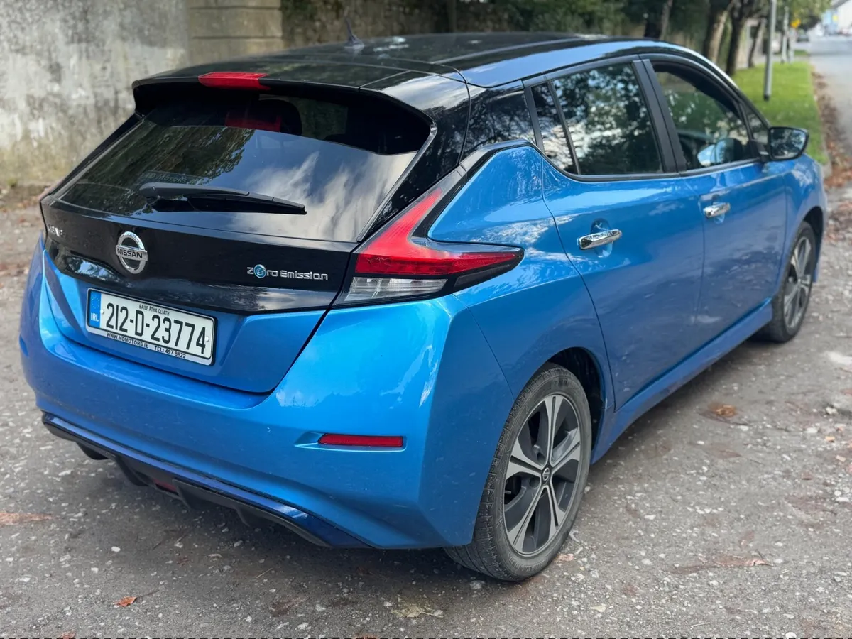2021 Nissan Leaf 62kw EX TAXI doing great range!! - Image 4