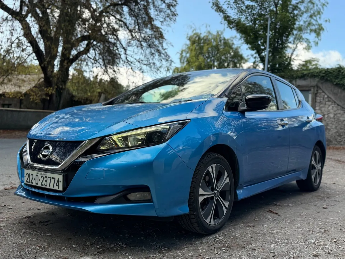 2021 Nissan Leaf 62kw EX TAXI doing great range!! - Image 2