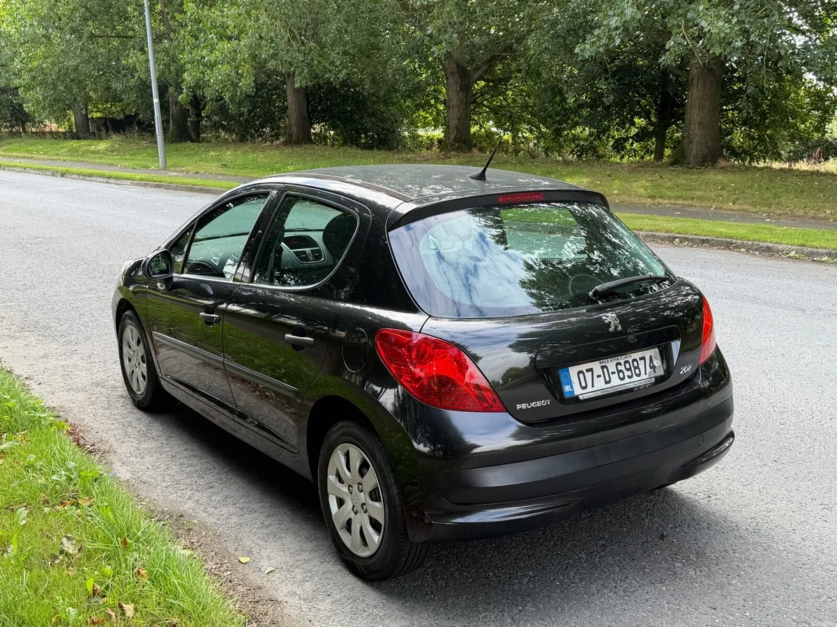 07 Peugot 207 1.4petrol Manual Nct 03/27 Tax 08/27 - Image 3