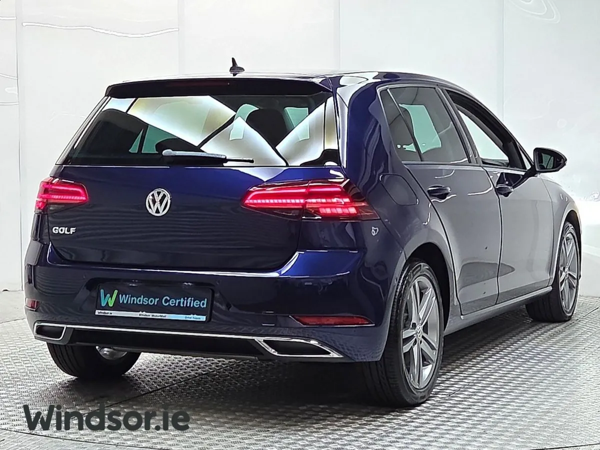 Volkswagen Golf TSI Highline DSG - Image 2