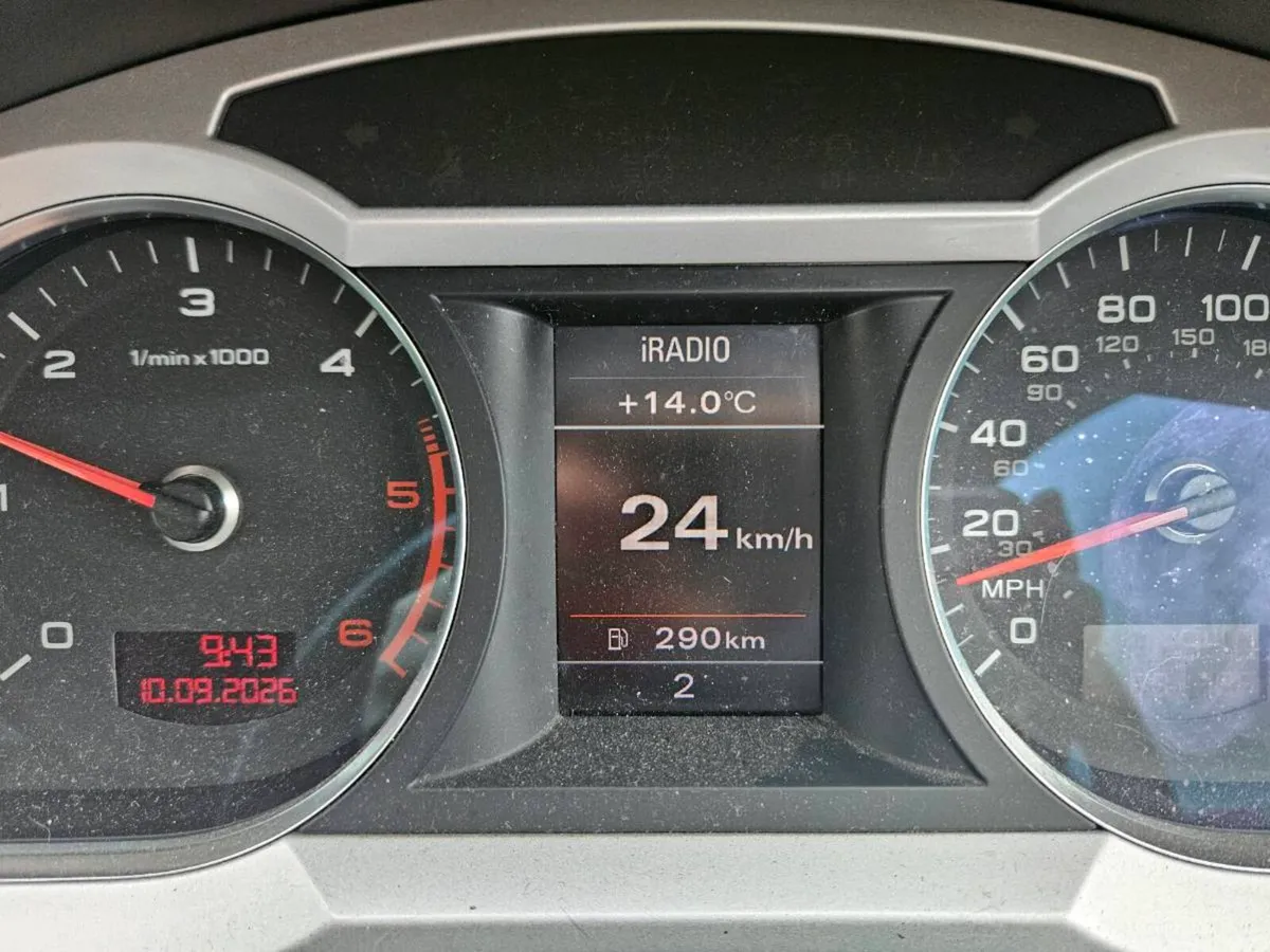 AUDI 2011 A6 - Image 4