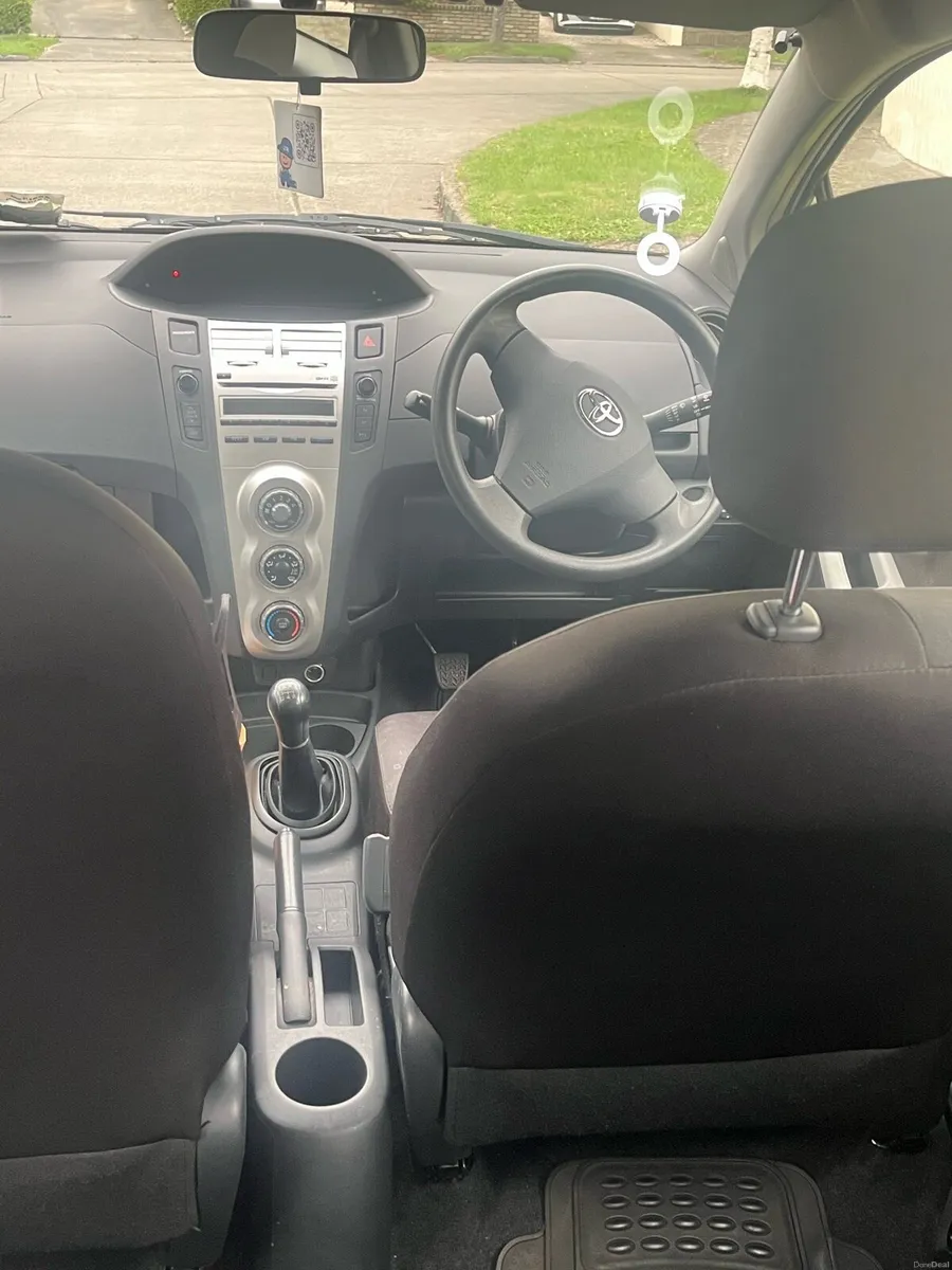 Yaris 2006 1.0 - Image 4