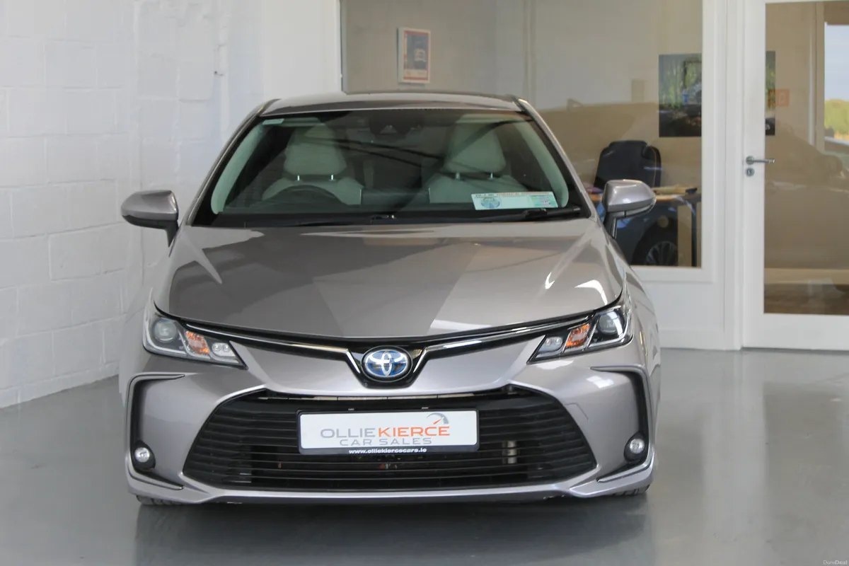 Toyota Corolla 2019 Hybrid Automatic Irish Car - Image 2