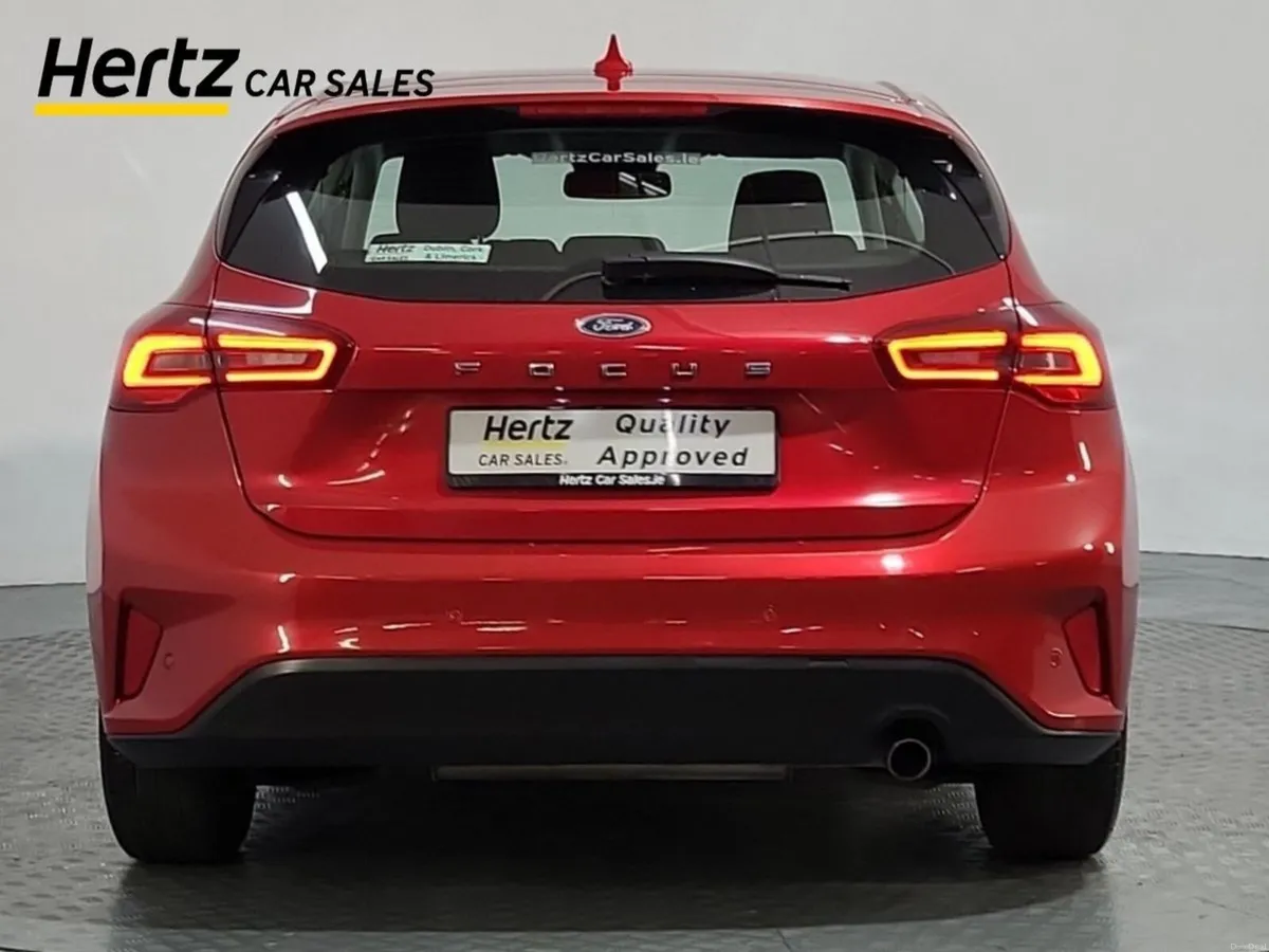 Ford Focus TITANIUM Petrol Manual - Image 4