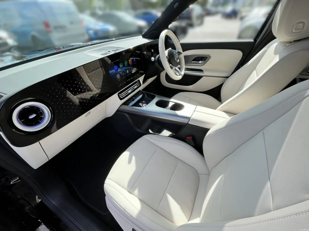 Mercedes-Benz GLB 200 Progressive Line Electric SU - Image 6