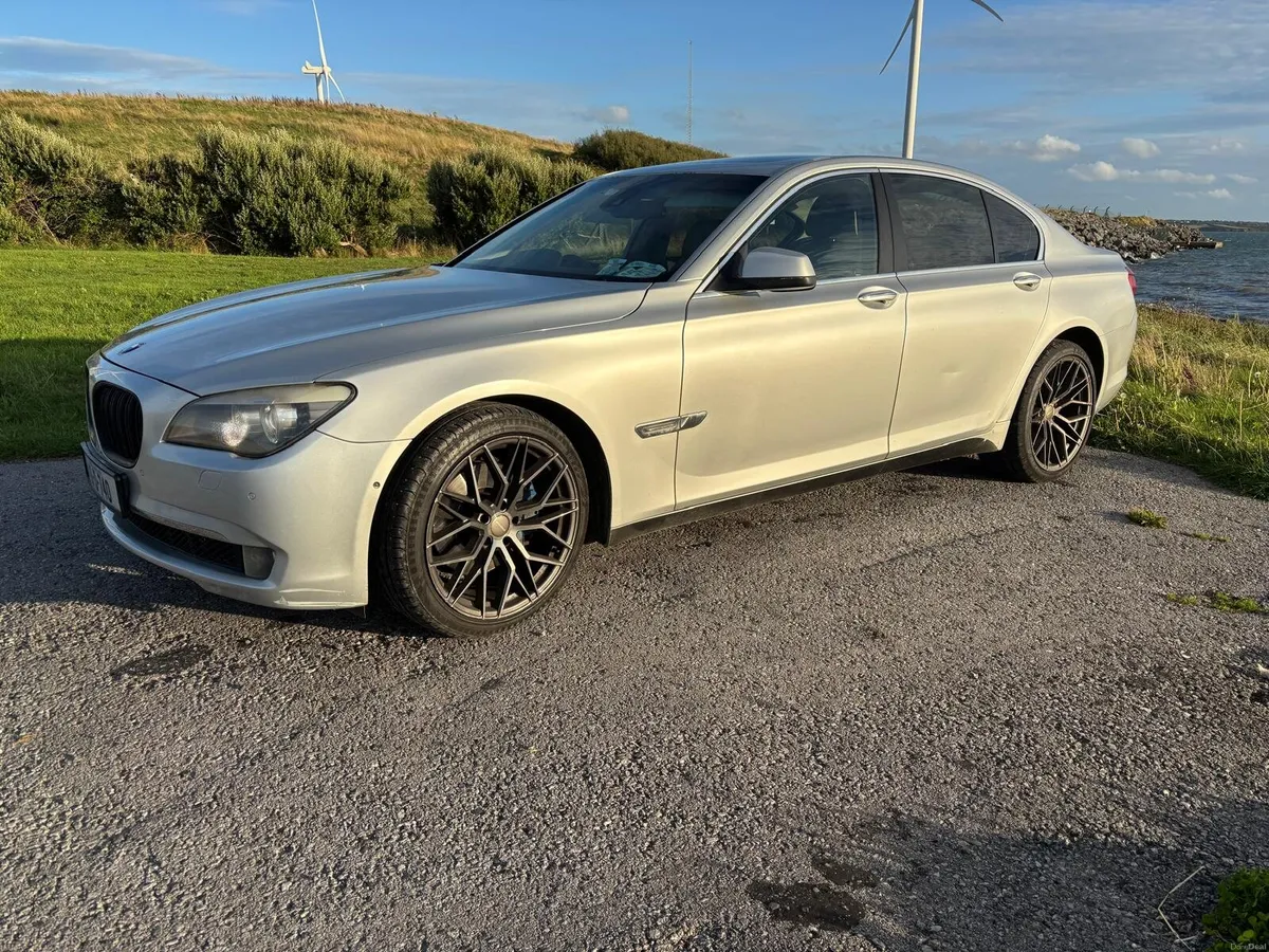 Bmw 7-series 740d - Image 1