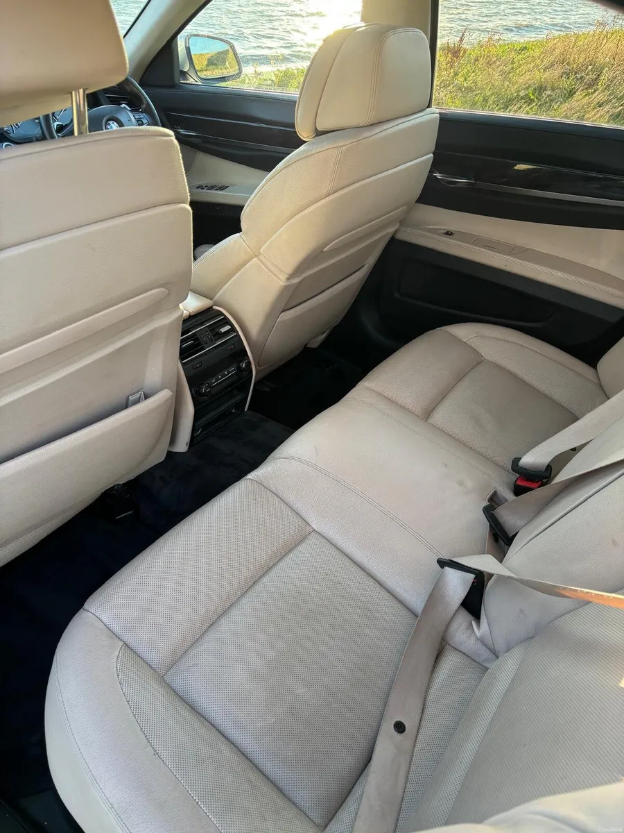 Bmw 7-series 740d - Image 5