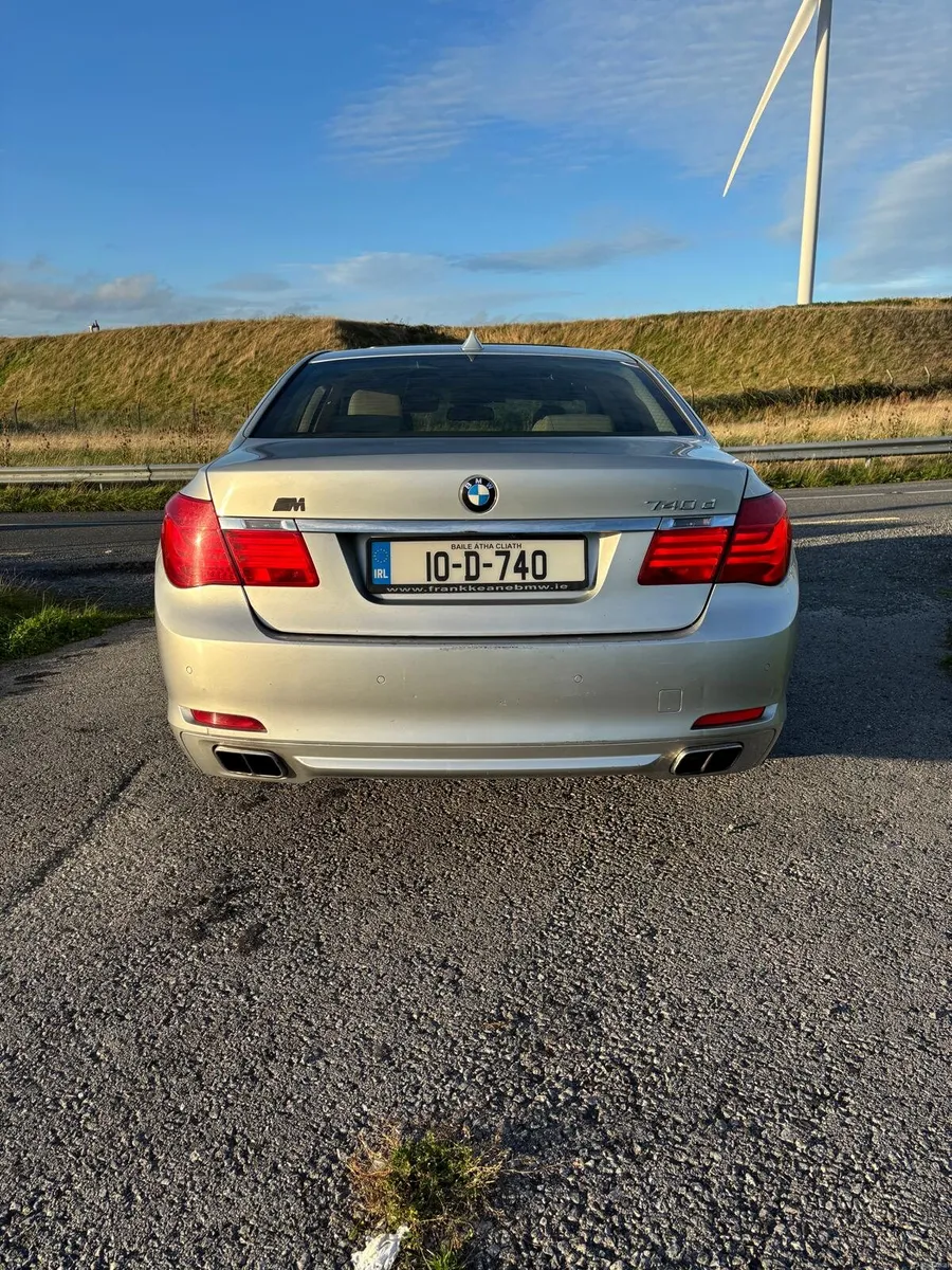 Bmw 7-series 740d - Image 3