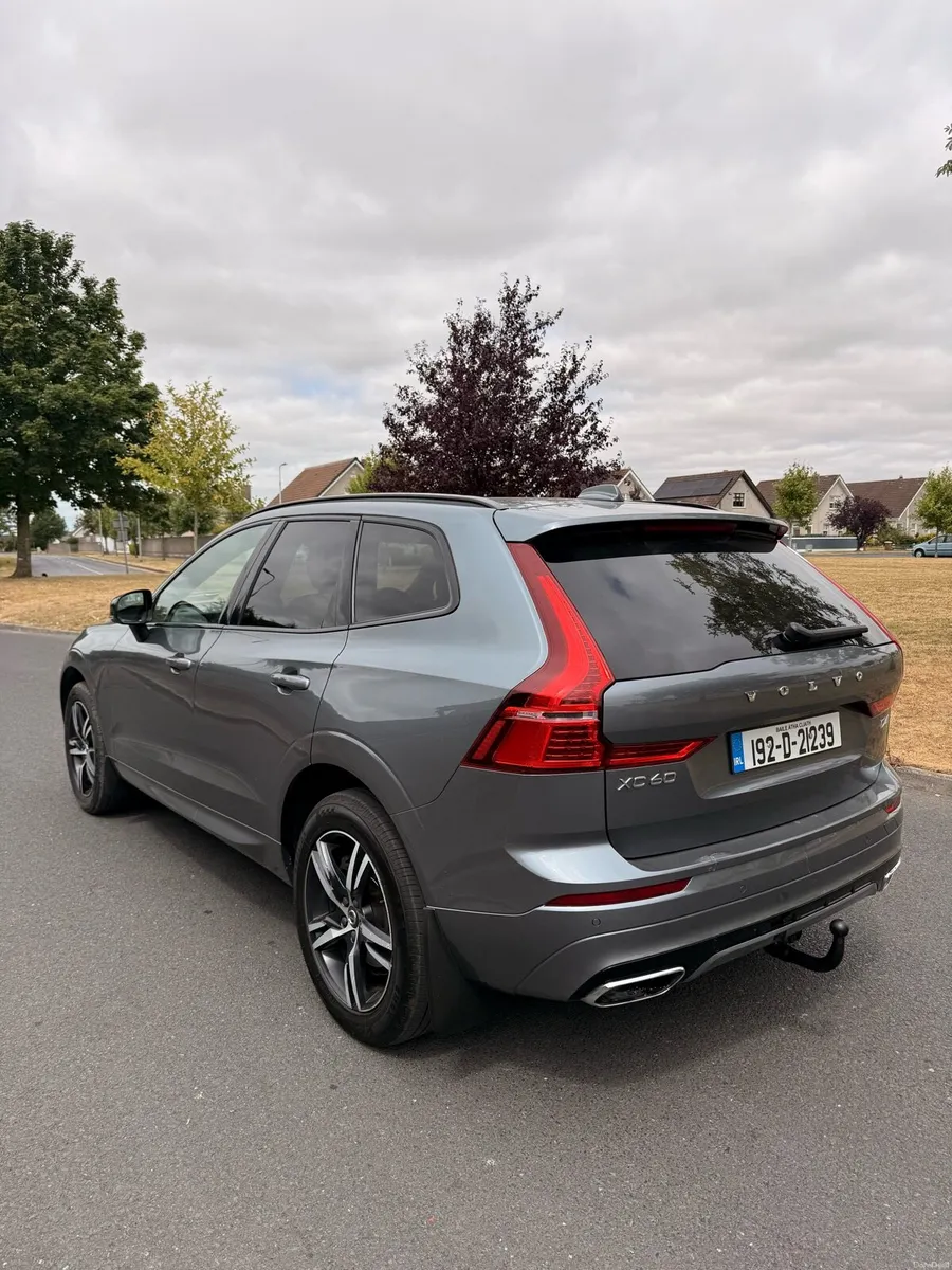 2019 Volvo XC60 R Design Automatic - Image 4