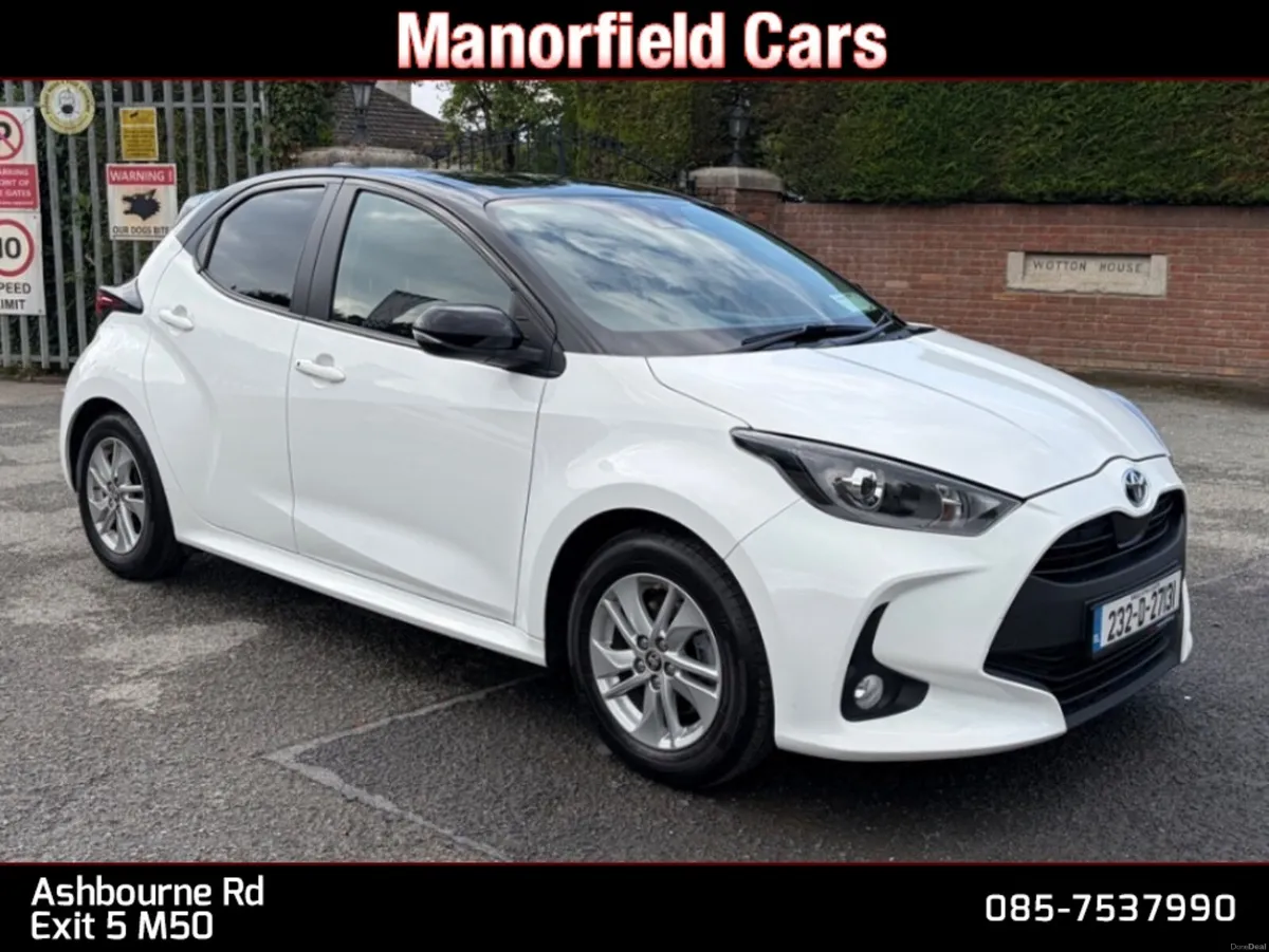 2023 232 Toyota Yaris Luna 1.5 Petrol Hybrid - Image 1